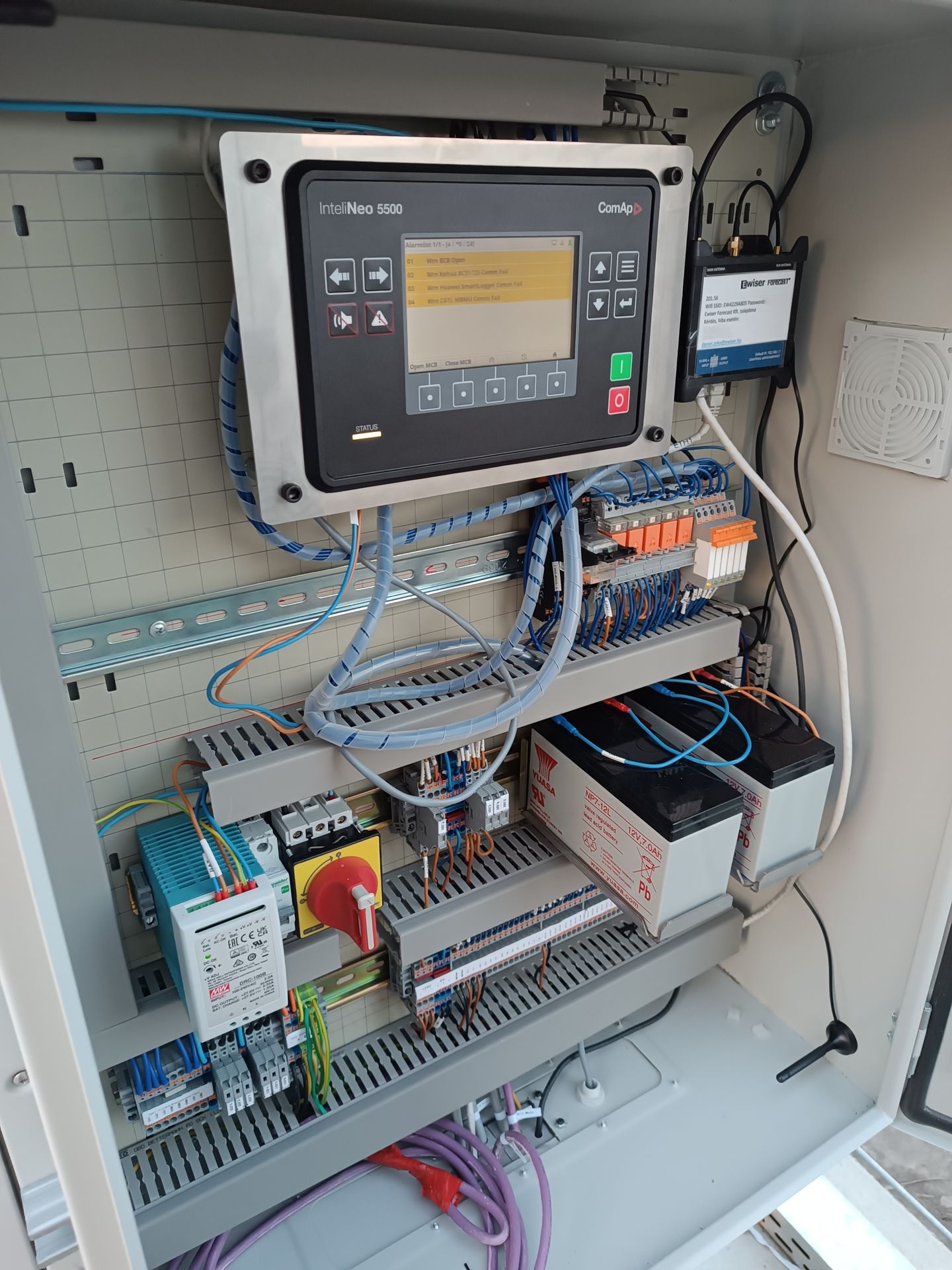 BST Control Box – open cabinet with the ComAp InteliNeo 5500 controller